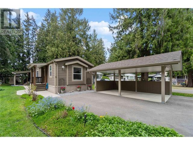 5161 - 63 Avenue Unit# 3, House other with 3 bedrooms, 2 bathrooms and 3 parking in Salmon Arm BC | Image 1