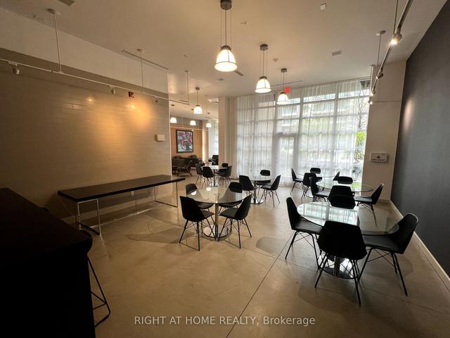 333 - 380 Macpherson Ave, Condo with 1 bedrooms, 1 bathrooms and 0 parking in Toronto ON | Image 14