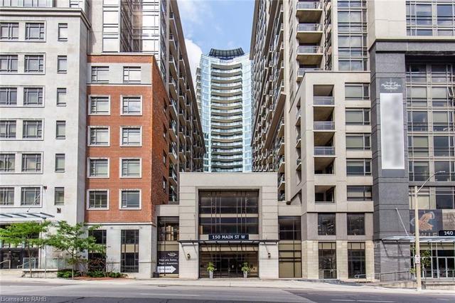 612 - 150 Main Street W, Condo with 1 bedrooms, 2 bathrooms and null parking in Hamilton ON | Image 2