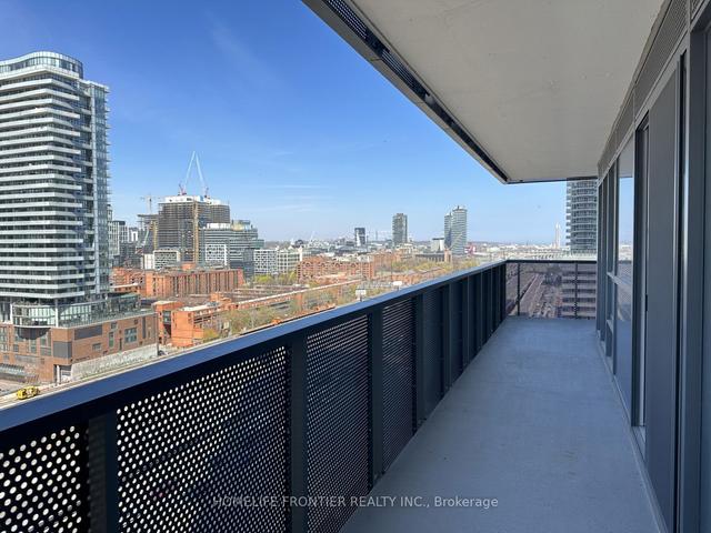 1605 - 55 Cooper St, Condo with 2 bedrooms, 2 bathrooms and 0 parking in Toronto ON | Image 6