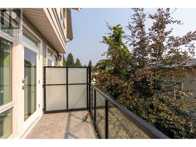 11 - 115 W Queens Rd, House attached with 2 bedrooms, 3 bathrooms and 1 parking in North Vancouver BC | Image 28