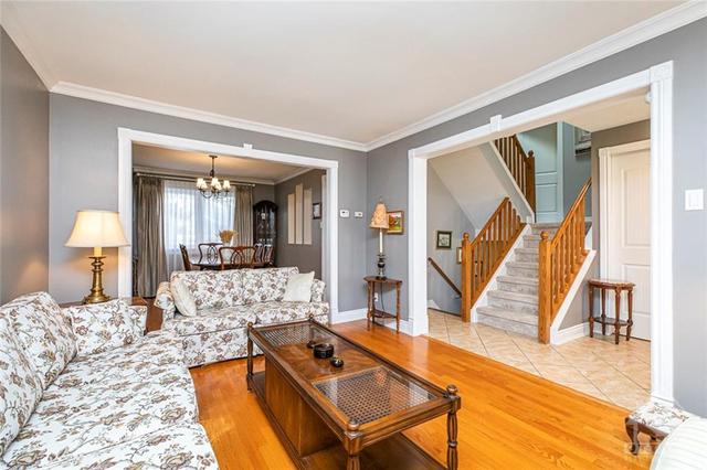 599 Steller St, House detached with 3 bedrooms, 3 bathrooms and 4 parking in Ottawa ON | Image 6