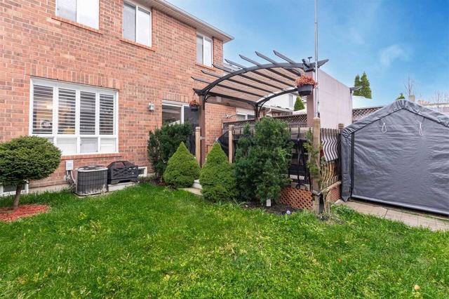 682 Hamilton Cres, House attached with 3 bedrooms, 3 bathrooms and 2 parking in Milton ON | Image 20