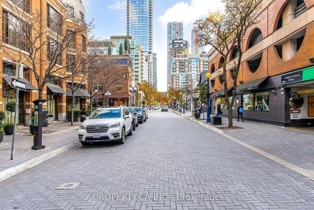 1514 - 155 Yorkville Ave, Condo with 1 bedrooms, 1 bathrooms and 0 parking in Toronto ON | Image 17