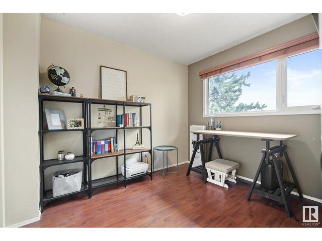 1035 Millbourne Rd E Nw, House attached with 3 bedrooms, 1 bathrooms and 2 parking in Edmonton AB | Image 31