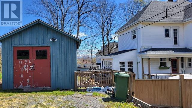 36 Pleasant St, House detached with 4 bedrooms, 2 bathrooms and null parking in Pictou NS | Image 31