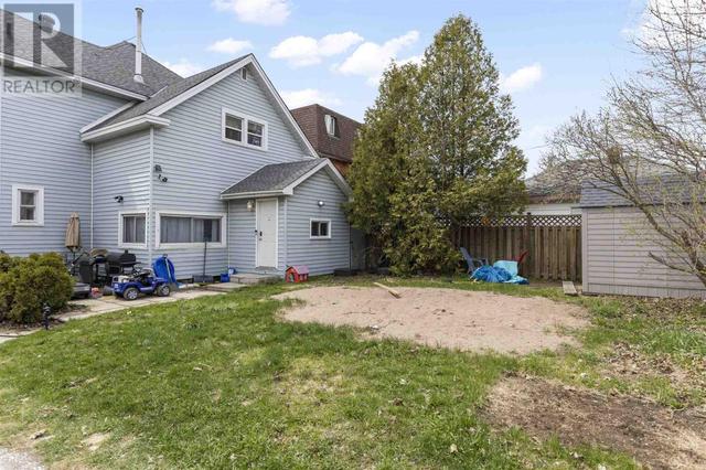 620 Wellington St E, House detached with 7 bedrooms, 1 bathrooms and null parking in Sault Ste. Marie ON | Image 3