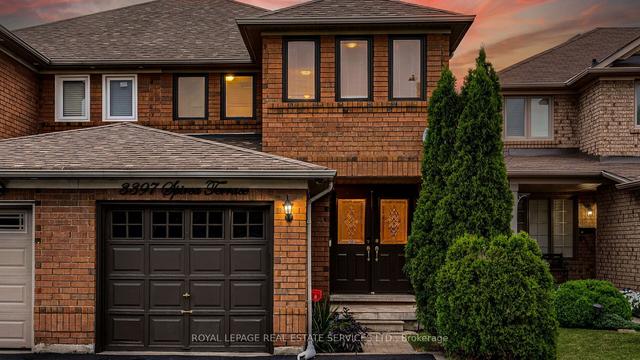 3397 Spirea Terr, House semidetached with 3 bedrooms, 3 bathrooms and 3 parking in Mississauga ON | Image 1