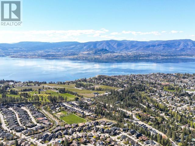 570 Gowen Pl, House detached with 4 bedrooms, 2 bathrooms and 2 parking in Kelowna BC | Image 55