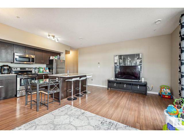 212 - 10518 113 St Nw, Condo with 2 bedrooms, 2 bathrooms and 1 parking in Edmonton AB | Image 8