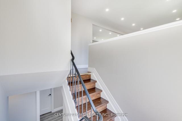55 Regency Sq, House detached with 3 bedrooms, 2 bathrooms and 6 parking in Toronto ON | Image 20