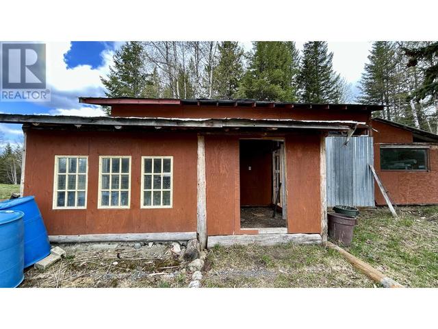 3221 Canim Hendrix Rd, House detached with 6 bedrooms, 6 bathrooms and null parking in Cariboo H BC | Image 6