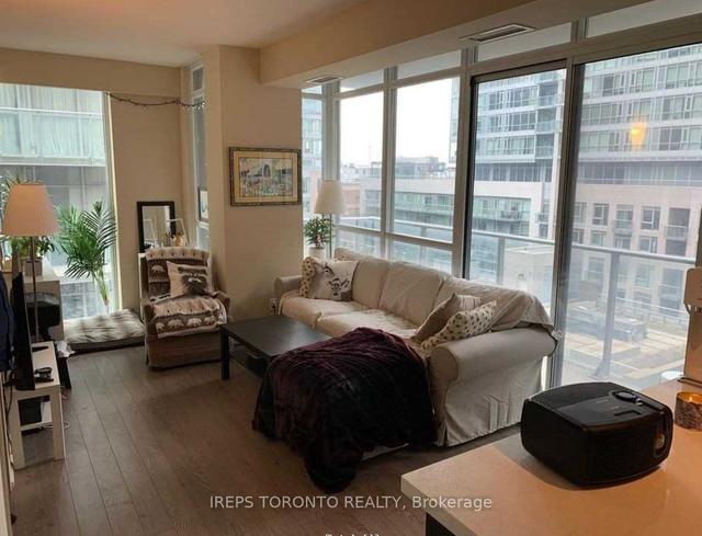 1004 - 126 Simcoe St, Condo with 2 bedrooms, 2 bathrooms and 1 parking in Toronto ON | Image 1