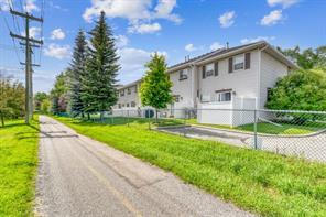 92 Somervale Pk Sw, Home with 2 bedrooms, 2 bathrooms and 2 parking in Calgary AB | Image 14