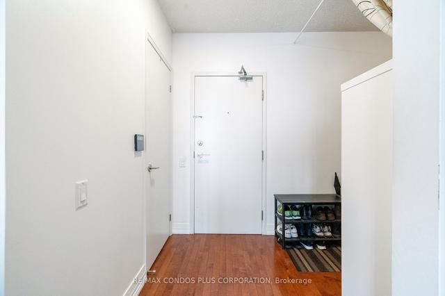 3805 - 21 Carlton St, Condo with 1 bedrooms, 1 bathrooms and 0 parking in Toronto ON | Image 4