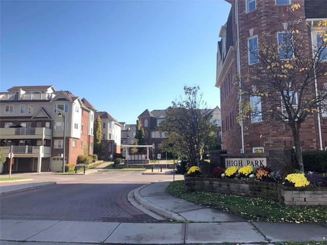 4 - 633 Dundas St W, Townhouse with 2 bedrooms, 2 bathrooms and 2 parking in Mississauga ON | Image 17