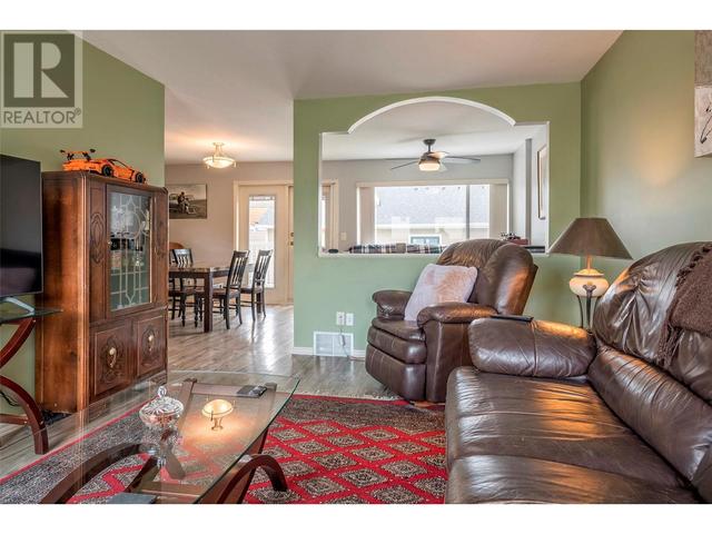4405 - 20 Street Unit# 8, House attached with 2 bedrooms, 1 bathrooms and 3 parking in Vernon BC | Image 13