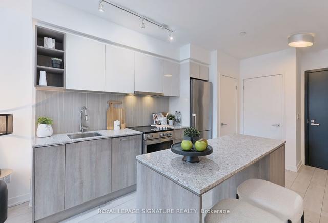 610 - 31 Tippett Rd, Condo with 1 bedrooms, 2 bathrooms and 1 parking in Toronto ON | Image 38