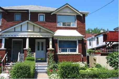 8 Ulster St, House semidetached with 4 bedrooms, 2 bathrooms and 2 parking in Toronto ON | Image 1