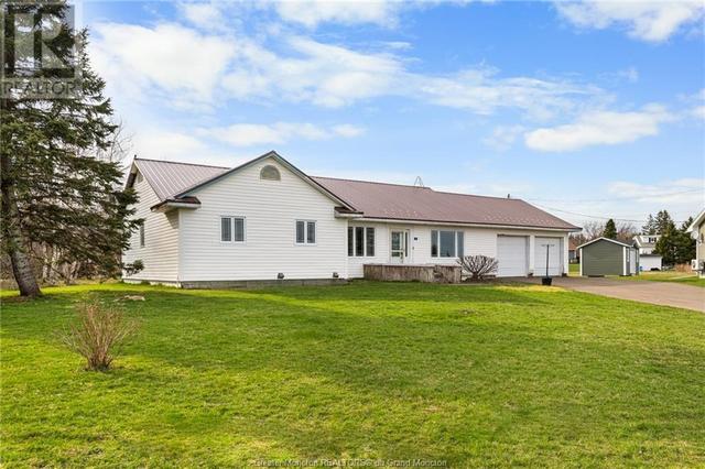 3 Chatellerault Ave, House detached with 3 bedrooms, 1 bathrooms and null parking in Saint Antoine NB | Image 2