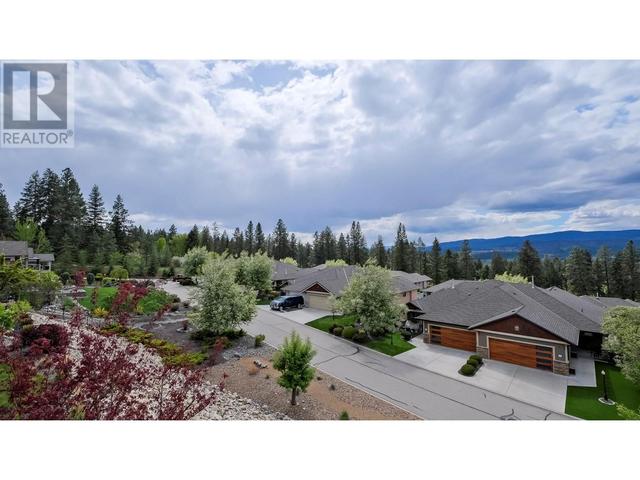 3516 Camelback Dr, House detached with 5 bedrooms, 3 bathrooms and 5 parking in Central Okanagan BC | Image 23