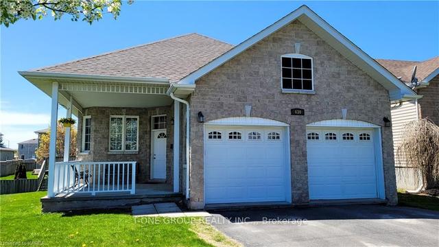 430 Weston Cres, House detached with 4 bedrooms, 3 bathrooms and 6 parking in Kingston ON | Image 1