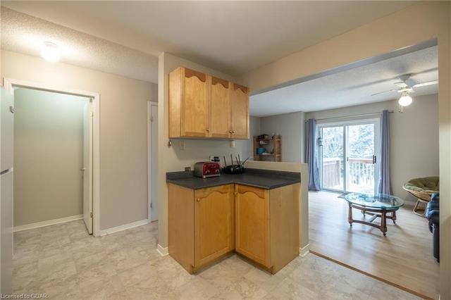 12 - 1055 Gordon St, House attached with 3 bedrooms, 2 bathrooms and 2 parking in Guelph ON | Image 8