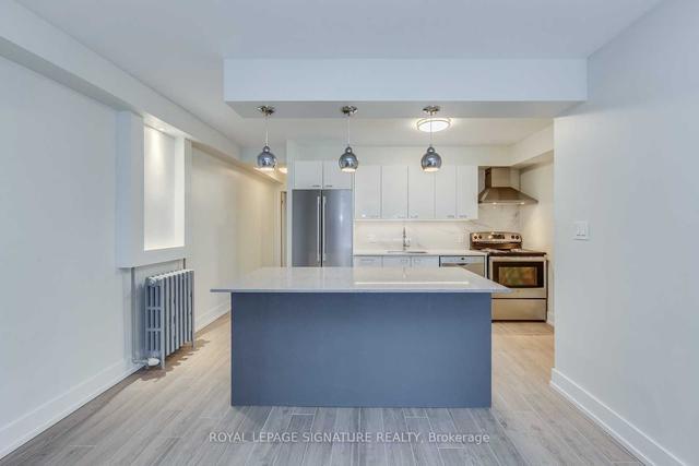 2 - 1089 Broadview Ave, House semidetached with 1 bedrooms, 1 bathrooms and 1 parking in Toronto ON | Image 1