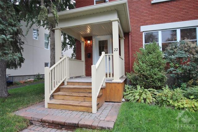 22 Gould Street, House detached with 3 bedrooms, 2 bathrooms and 4 parking in Ottawa ON | Image 2