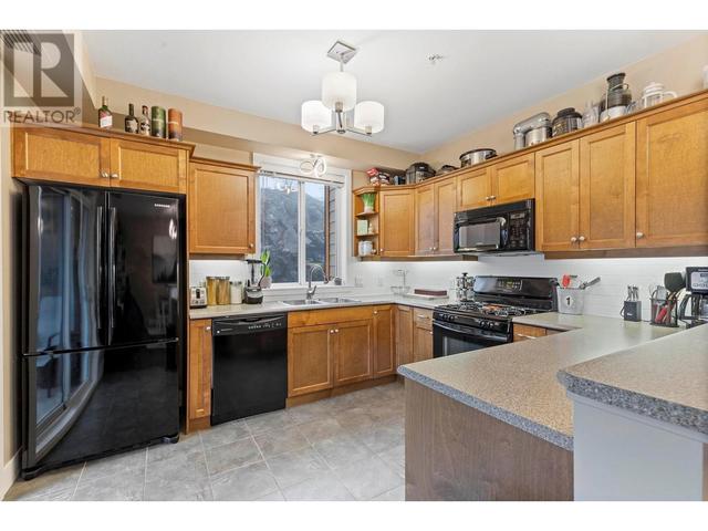 211 - 2532 Shoreline Dr, Condo with 2 bedrooms, 2 bathrooms and 1 parking in Lake Country BC | Image 5
