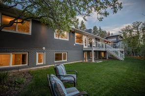415 Wildwood Dr Sw, House detached with 5 bedrooms, 3 bathrooms and 3 parking in Calgary AB | Image 38
