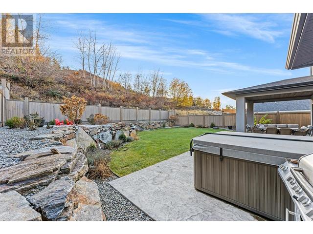 419 Hawk Hill Dr, House detached with 6 bedrooms, 4 bathrooms and 5 parking in Kelowna BC | Image 45