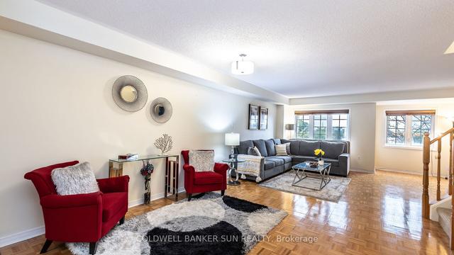 791 Candlestick Cir, House attached with 4 bedrooms, 4 bathrooms and 2 parking in Mississauga ON | Image 6