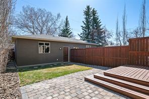 730 37 St Nw, Home with 4 bedrooms, 3 bathrooms and 2 parking in Calgary AB | Image 42