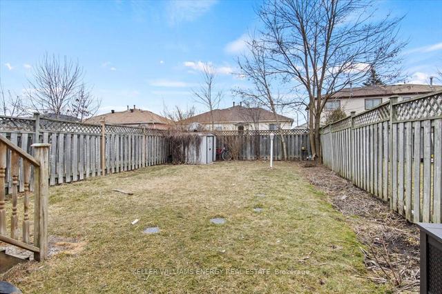 1544 Connery Cres, House semidetached with 3 bedrooms, 2 bathrooms and 3 parking in Oshawa ON | Image 22