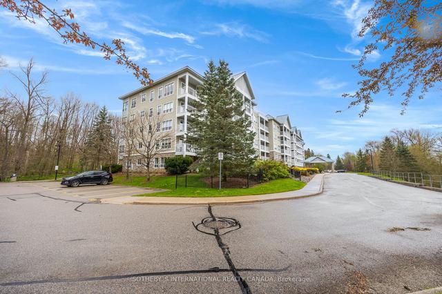 208 - 900 Bogart Mill Trail, Condo with 2 bedrooms, 2 bathrooms and 3 parking in Newmarket ON | Image 24