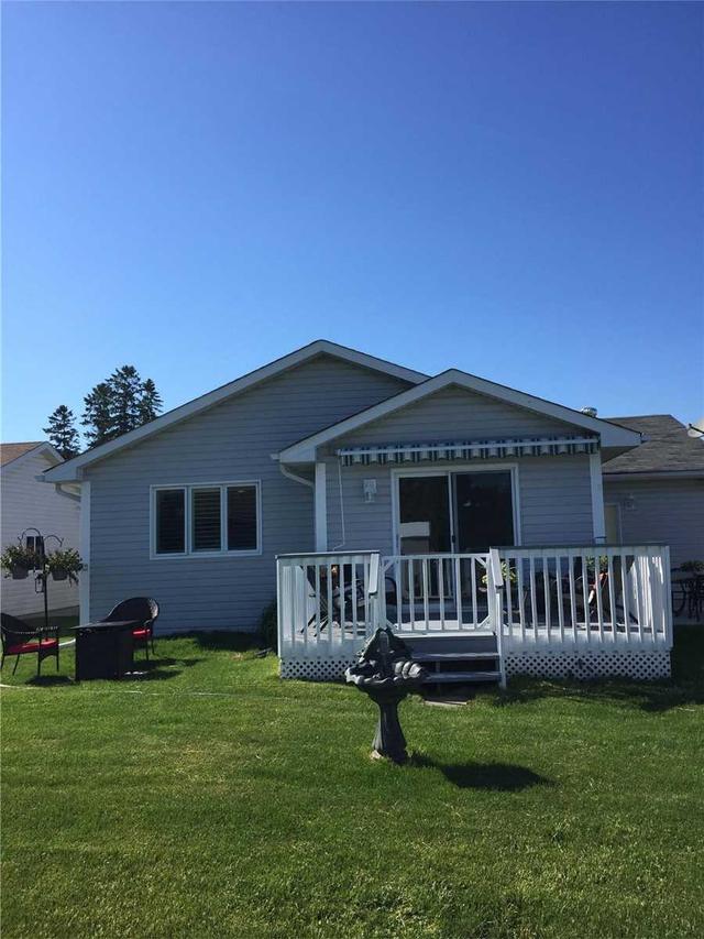 76 Pennsylvania Ave, House detached with 2 bedrooms, 2 bathrooms and 3 parking in Wasaga Beach ON | Image 7
