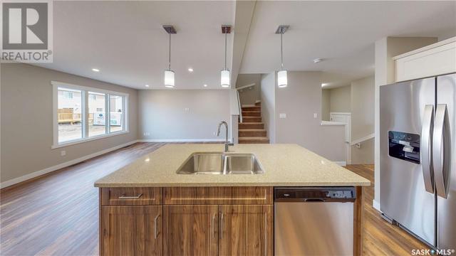 218 Schmeiser Bend, House semidetached with 3 bedrooms, 3 bathrooms and null parking in Saskatoon SK | Image 7