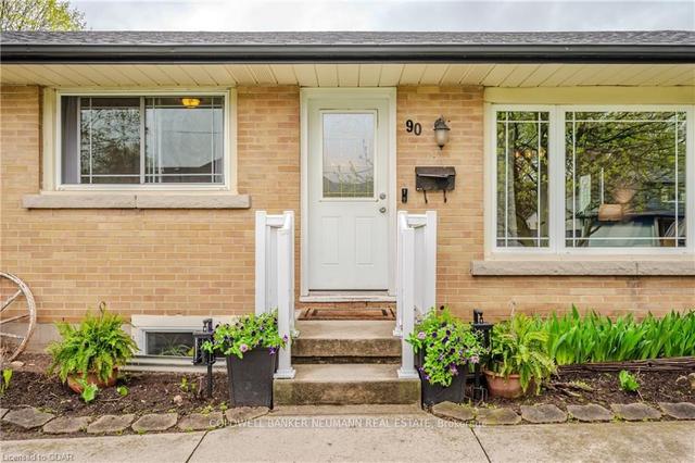 90 Rodney Blvd, House detached with 3 bedrooms, 2 bathrooms and 5 parking in Guelph ON | Image 34