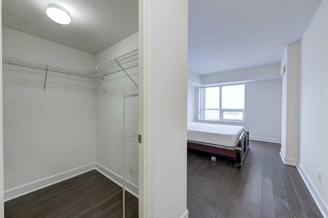 1110 - 1 Michael Power Pl, Condo with 2 bedrooms, 2 bathrooms and 1 parking in Toronto ON | Image 5