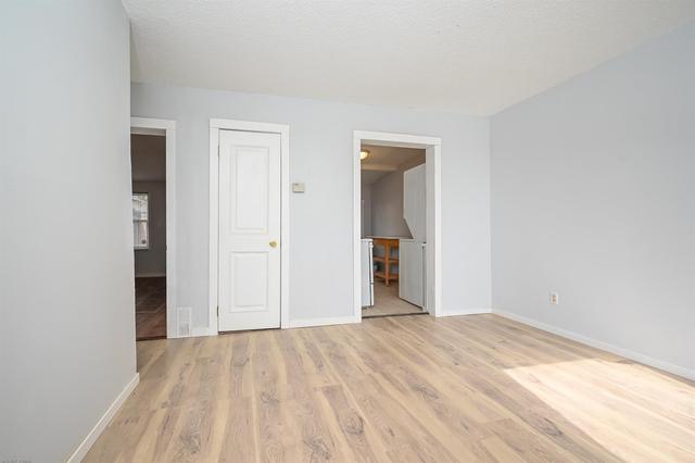 1024 18 Avenue Se, House detached with 2 bedrooms, 1 bathrooms and 4 parking in Calgary AB | Image 12