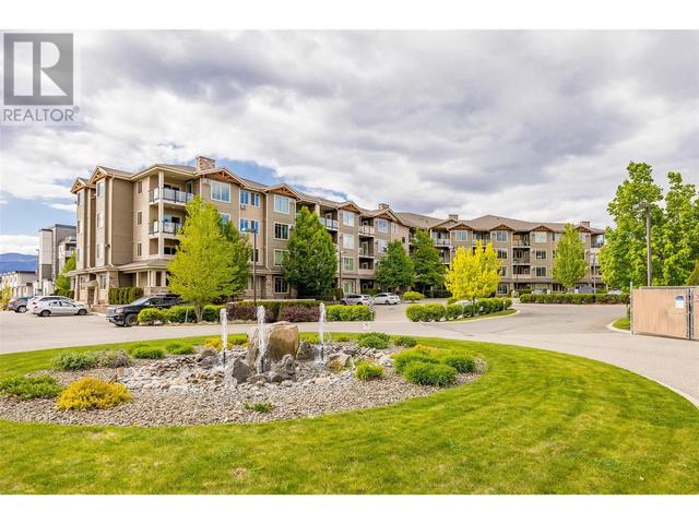 106 - 3733 Casorso Rd, Condo with 1 bedrooms, 2 bathrooms and 1 parking in Kelowna BC | Image 2