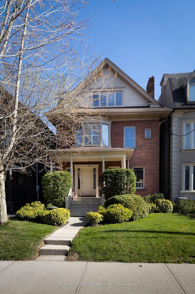 35 Chicora Ave, House detached with 4 bedrooms, 4 bathrooms and 0 parking in Toronto ON | Image 23