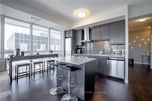 2009 - 2087 Fairview St, Condo with 2 bedrooms, 2 bathrooms and 1 parking in Burlington ON | Image 3