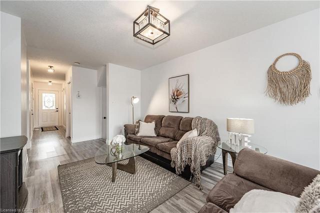 50 Schiedel Drive, House semidetached with 3 bedrooms, 1 bathrooms and 3 parking in Guelph ON | Image 23