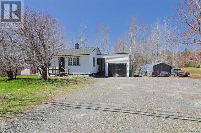 300 Broad Rd, House detached with 3 bedrooms, 1 bathrooms and null parking in Burton NB | Image 3