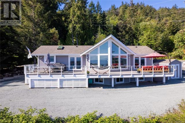 8475 Lisa Lane, House detached with 4 bedrooms, 3 bathrooms and 8 parking in Lantzville BC | Image 13
