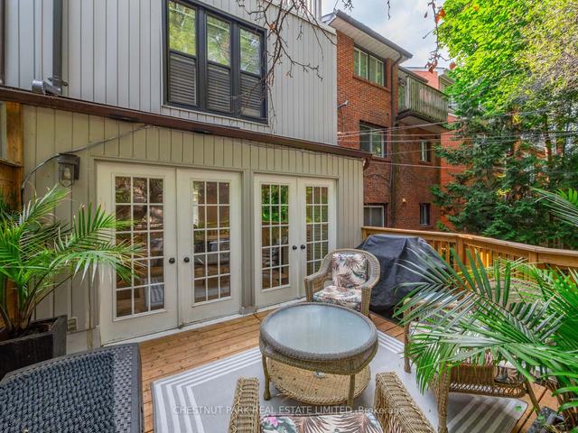 205 Ontario St, House semidetached with 3 bedrooms, 3 bathrooms and 2 parking in Toronto ON | Image 27