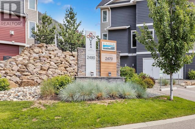 80 - 2490 Tuscany Dr, House attached with 3 bedrooms, 2 bathrooms and 1 parking in West Kelowna BC | Image 2