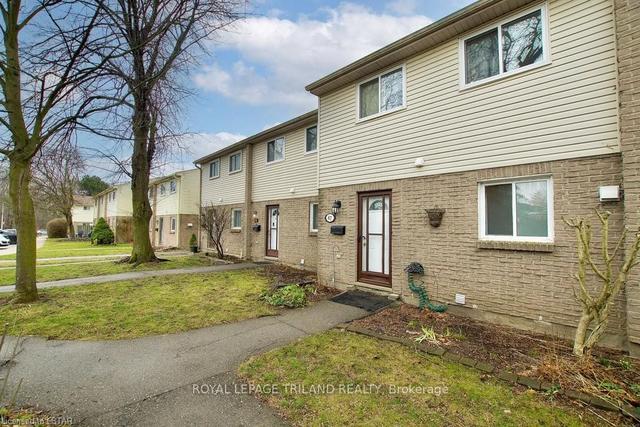 67 - 166 Southdale Rd W, Townhouse with 3 bedrooms, 3 bathrooms and 1 parking in London ON | Image 34
